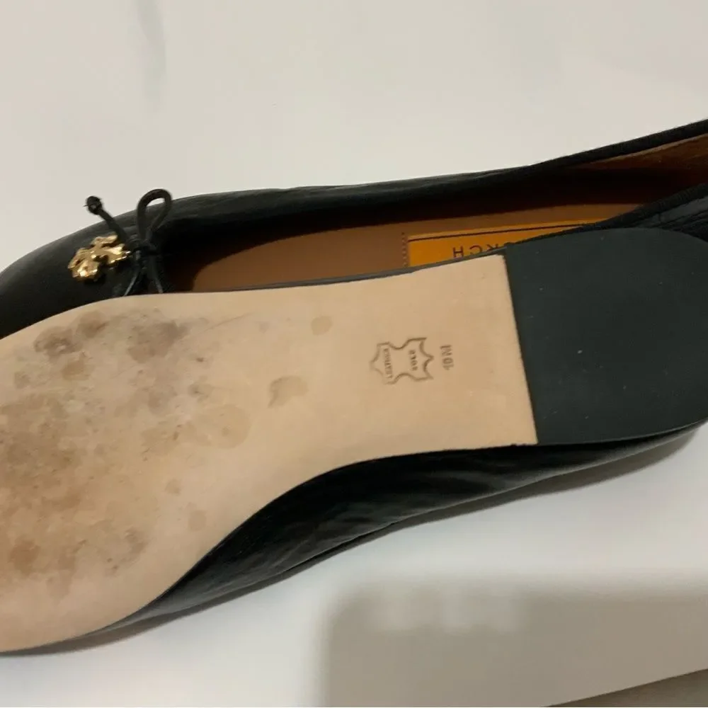 Tory Burch Tory Charm Ballet Flat 10 M Perfect Black Goat Leather Gold Logo $268